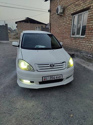 Toyota: Toyota Ipsum: 2002 г., 2.4 л, Автомат, Бензин, Минивэн — 9