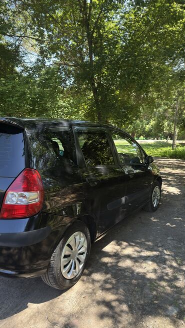 голы купе: Honda Jazz: 2003 г., 1.4 л, Автомат, Бензин, Хетчбек
