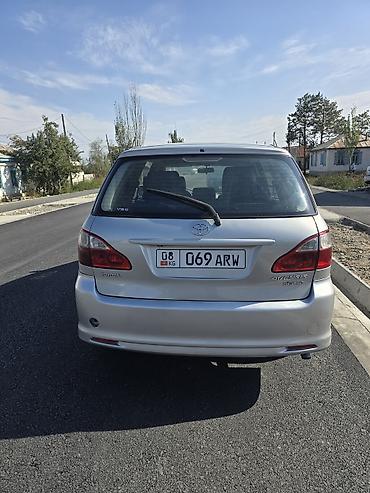 lexus rx 2009: Toyota Avensis Verso: 2004 г., 2 л, Механика, Дизель, Минивэн — 4