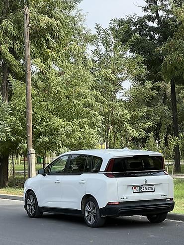 FAW: FAW Besturn: 2023 г., Автомат, Электромобиль, Универсал — 6