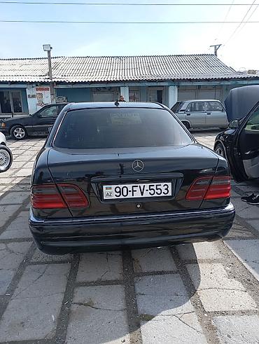 mercedes 180 b: Mercedes-Benz E-Class: 2.9 l | 1996 il Sedan — 4