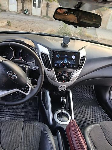 prado tekerleri type 1: Hyundai Veloster: 1.5 l | 2011 il Kupe — 5