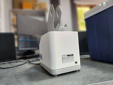 Другое оборудование для типографии: В наличии имеется полностью автоматический степлер: Простота и — 11