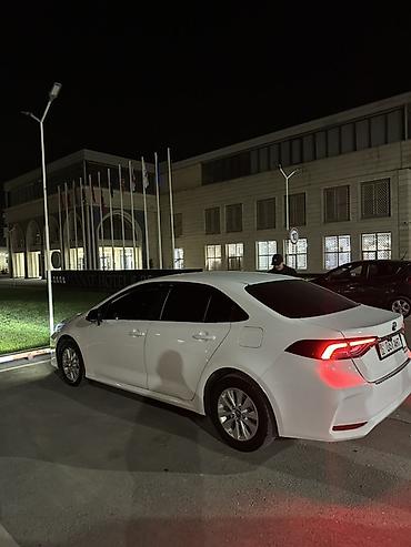аф: Сдаю Kia K5, Почасово, С водителем — 3