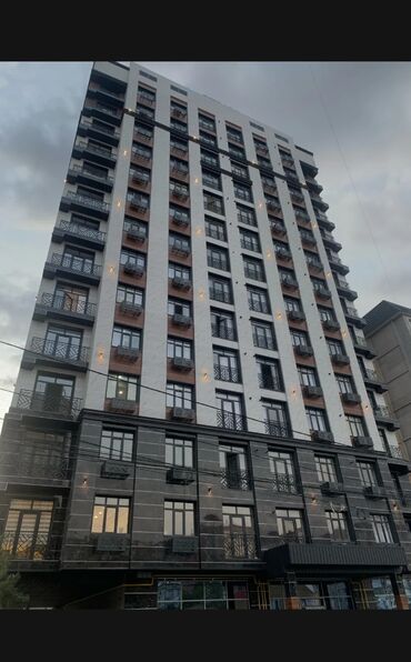 сдается 2 комнатная квартира в джале: 2 бөлмө, 78 кв. м, Элитка, 7 кабат, Евроремонт