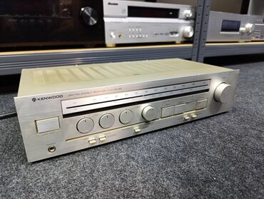 Pojačala i prijemnici: Kenwood AM-FM stereo risiver, model KR-55 - Klasični srebrni front sa — 2
