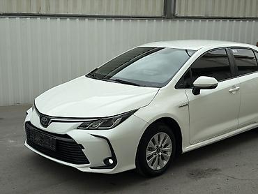 Продажа авто: Toyota Corolla: 2019 г., 1.8 л, Вариатор, Гибрид, Седан — 2