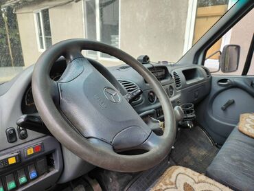 Mercedes-Benz: Mercedes-Benz Спринтер: 2001 г., 2.1 л, Механика, Дизель, Фургон