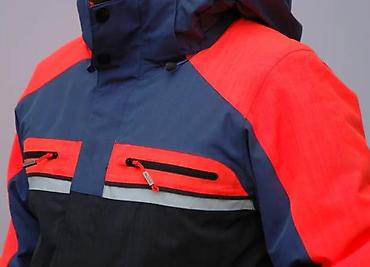 burbery duks: Muška zimska jakna u kombinaciji teget, crne i fluorescentno — 4
