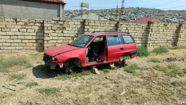 maşın detalları: Opel astra hisseleri sokulub satilir. Unvan hokmeli qobu yolu bir cox