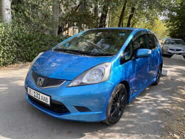 пижо машина: Honda Fit: 2010 г., 1.5 л, Вариатор, Бензин, Хэтчбэк