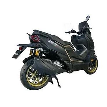 Ostali motocikli i skuteri: Sportski skuter 300 cm³ – moderni maxi dizajn - Agregat — 9