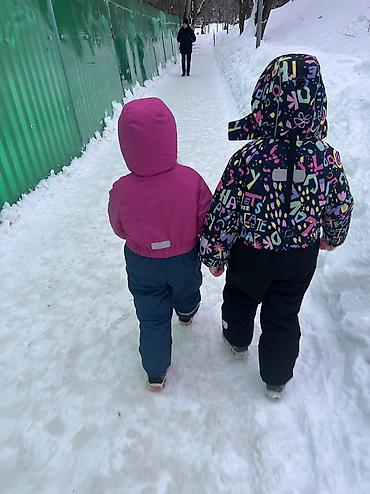 Верхняя одежда: Комбенизон зимняя для девочек,розовый на 4-5 лет,другой на 5-6 — 3