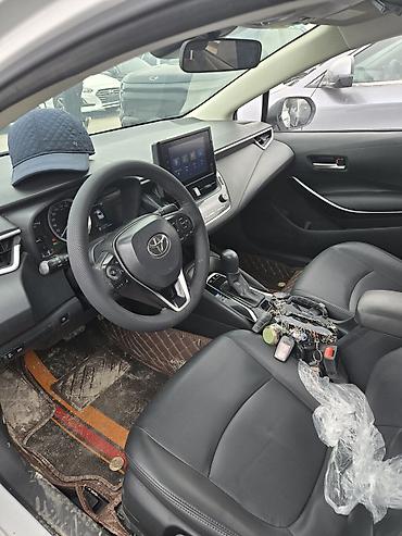 coroll: Toyota Corolla: 2021 г., 1.8 л, Вариатор, Гибрид, Седан — 2