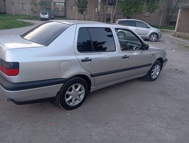 экран на венто: Volkswagen Vento: 1995 г., 1.8 л, Механика, Бензин, Седан