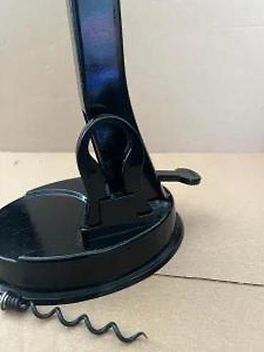 Ostala kuhinjska oprema: Profesionalni stoni otvarač za vino s polugom - Masivan stoni — 12