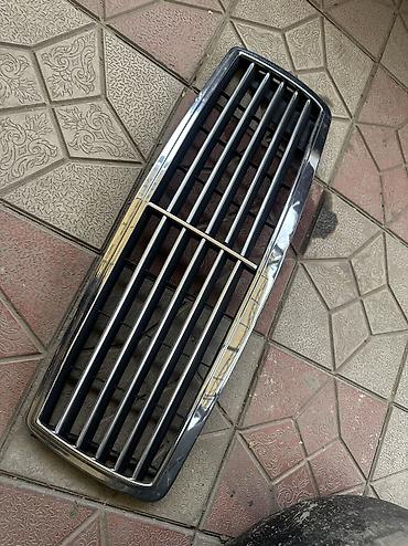 e38 bmw: Решетка радиатора Mercedes-Benz Б/у, Оригинал — 1