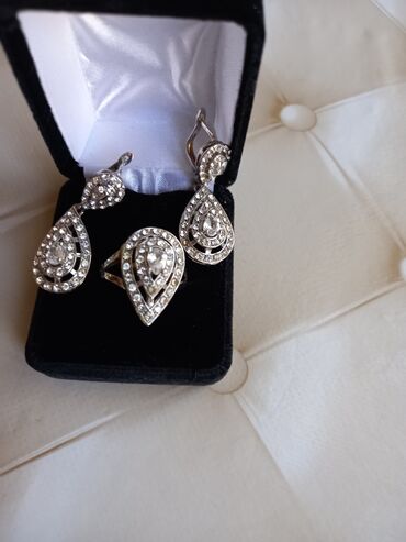 Təsbehlər: Təsbeh 3man.satılır.Muncuqlar da var özü düzmək üçün. Türkiyədən — 3