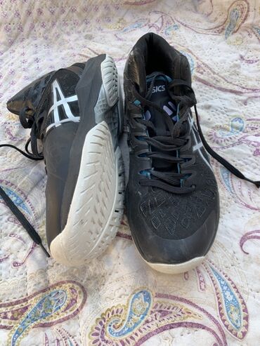 тактические кроссовки: Мужские кроссовки, 39, Asics, Б/у, цвет - Черный, Самовывоз