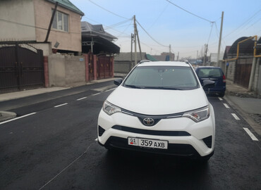 Toyota: Toyota RAV4: 2018 г., Кроссовер — 1