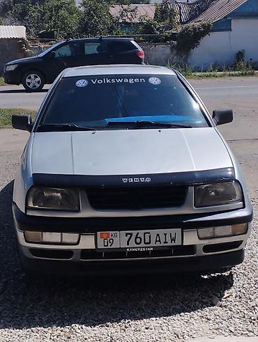 lexus harrier: Volkswagen Vento: 1992 г., 1.8 л, Механика, Седан — 3
