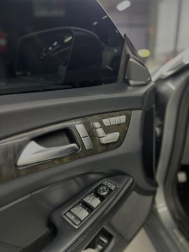 Продажа авто: Mercedes-Benz CLS-Class: 2012 г., 4.7 л, Автомат, Бензин — 8