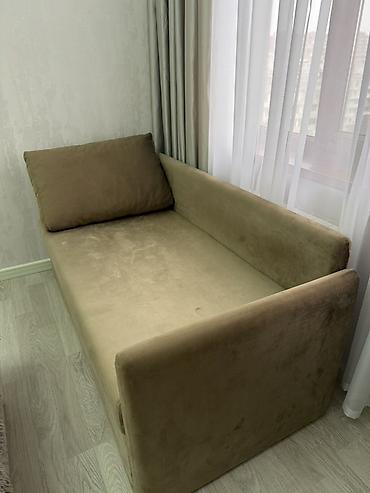 divan carpayi: Rahat və kompakt divan‑çarpayı - Rəng: açıq qəhvəyi/bej - Material — 2