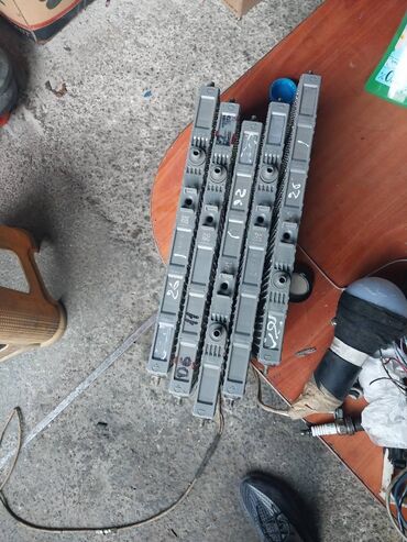 Elektrik və hibrid avtomobillər üçün batareyalar: Yalnız 20 Kuza Üçün Əlverişli Bataryalar. 2015 Və 2011 Bataryalardı