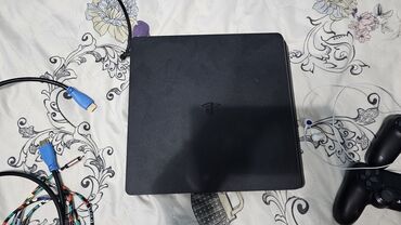 плейстейшен 1 цена бишкек: Продаётся PS4 SLIM +2джостика, акаунт с играми, больше 300 игр,память