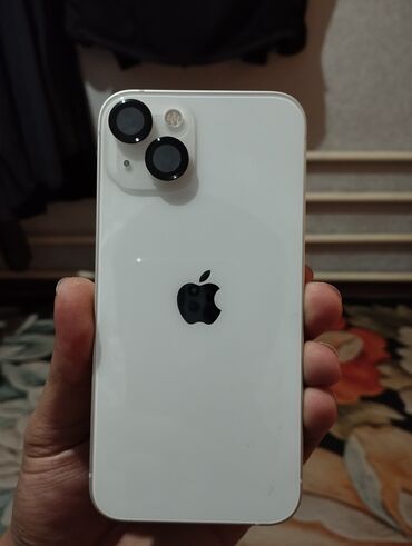 IPhone 13, Б/у, 128 ГБ, Белый, Зарядное устройство, Защитное стекло, Чехол, 90 %