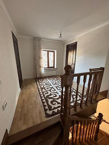 Продажа коттеджей и домов: URSA 🏡 Продаётся уютный кирпичный дом в Бишкеке (район Политеха — 10