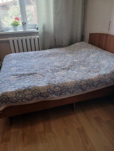 империал мебель: Спальный гарнитур, Б/у, Двуспальная кровать, ДСП, цвет - Коричневый — 1