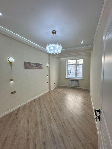 2 комнатные квартиры в бишкеке продажа: 2 комнаты, 56 м², Элитка, 2 этаж, Дизайнерский ремонт