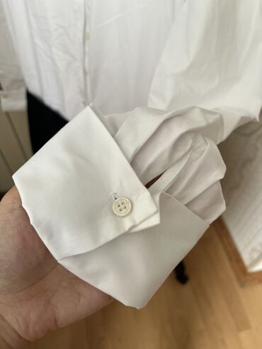 Krasofkalar və idman ayaqqabıları: Zara, Yeni, ''Yubka-köynek'' model don
geyilmeyib sıfırdır -da lalafo.az — 14 Krasofkalar və idman ayaqqabıları: Zara, Yeni, ''Yubka-köynek'' model don
geyilmeyib sıfırdır — 14