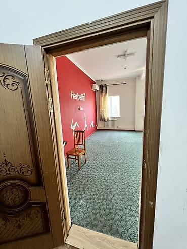 Аренда помещений свободного назначения: Сдается 80 м², 2 этаж (3-этажное здание), с ремонтом. Под: массаж — 10