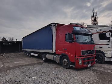 Тягачи: Тягач, Volvo, Тентованный — 1