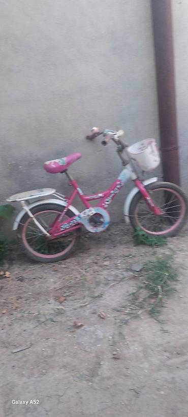 29 velosiped satisi: Satılır: Təcili satılır 2) Uşaq velosipedi - Rəng: çəhrayı-ağ — 1