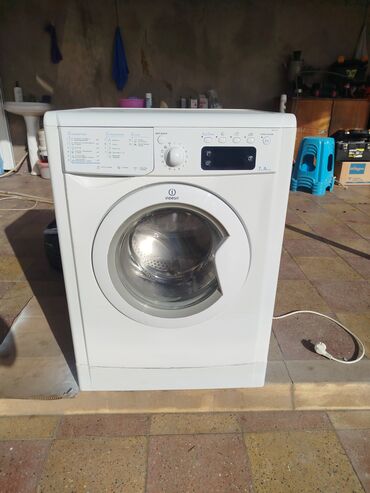 maşın ucun kalonka: Paltaryuyan maşın Indesit, 7 kq, İşlənmiş, Avtomat, Qurutma var, Kredit yoxdur, Ünvandan götürmə, Ödənişli çatdırılma