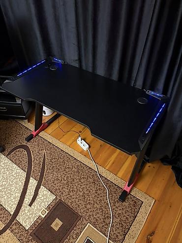 комьютерный стол: Игровой стол с LED‑подсветкой (новый, пользовался пару месяцев) — 2