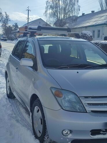 Toyota: Toyota ist: 2002 г., 1.5 л, Автомат, Бензин, Хэтчбэк — 13