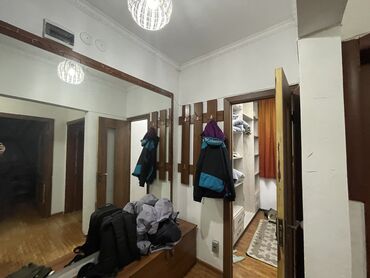 сдам 2 комнатную квартиру без посредников рядом просп. жибек жолу, бишкек: 2 комнаты, Собственник, Без подселения, С мебелью полностью