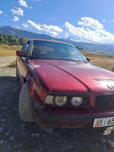 некстя 2: BMW 5 series: 1990 г., 2 л, Механика, Бензин, Седан