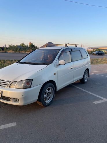 борт от портера: Toyota Gaia: 2000 г., 2 л, Автомат, Бензин, Минивэн