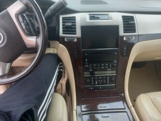 Cadillac: Cadillac Escalade: 2007 г., 6.2 л, Автомат, Бензин, Внедорожник — 15