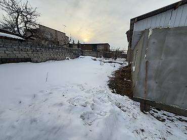 Продажа коттеджей и домов: Продаётся дом с двором и хозяйственными постройками. - Отдельно — 3