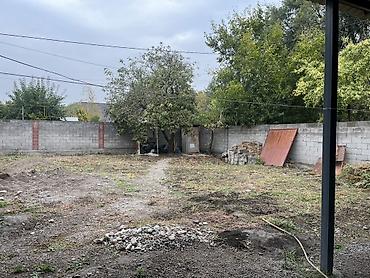 дом город ош: Продаётся дом в селе Новопокровка. Участок 4 сотки, полностью — 7