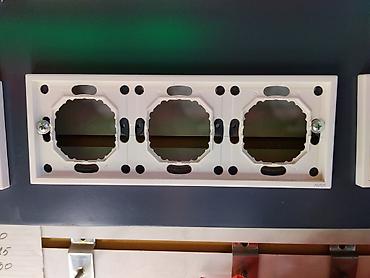 argb controller: Рамка для тройного механизма (3 поста) серии AURA, горизонтальная. - — 1