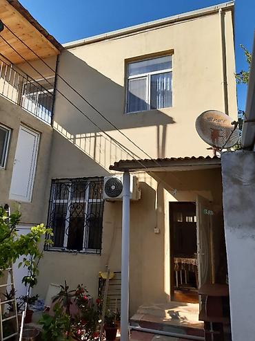 Həyət evləri və villalar: 5 otaqlı, 140 kv. m, Orta təmir — 4