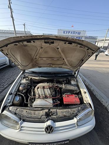 Volkswagen: Volkswagen Golf: 1999 г., 2.3 л, Механика, Бензин, Хэтчбэк — 8