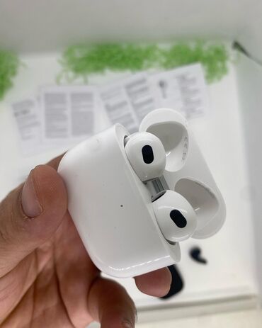 Qulaqcıqlar: Yeni Simsiz (Bluetooth) Qulaqcıqlar, Apple -da lalafo.az — 10 Qulaqcıqlar: Yeni Simsiz (Bluetooth) Qulaqcıqlar, Apple — 10